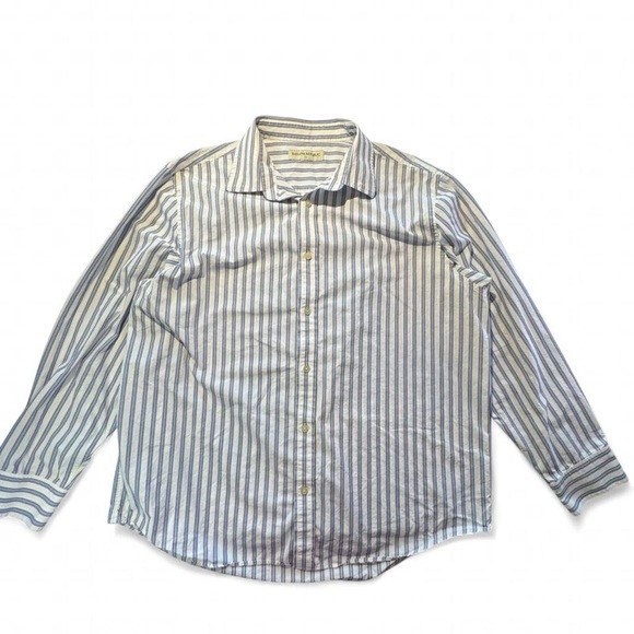 Banana Republic Men's Shirt with Blue and White Stripes - Picture 3 of 8